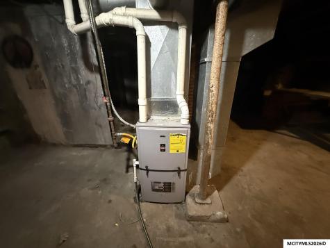 120 15th NE Mason City IA 50401