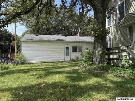 120 15th NE Mason City IA 50401