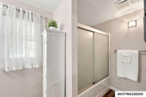 610 S Monroe Court Mason City IA 50401