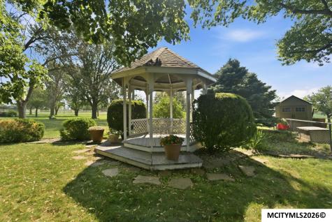 610 S Monroe Court Mason City IA 50401