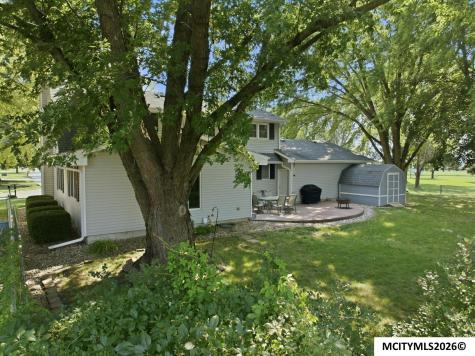 610 S Monroe Court Mason City IA 50401