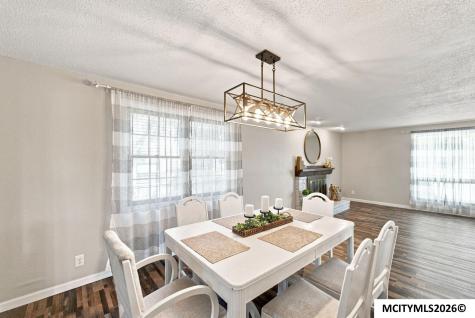 610 S Monroe Court Mason City IA 50401