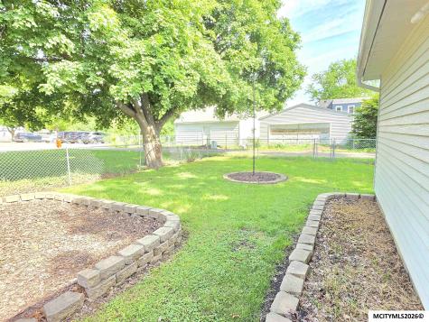 1016 E State Street Mason City IA 50401