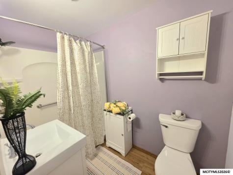 1016 E State Street Mason City IA 50401
