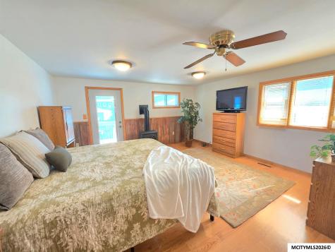 1016 E State Street Mason City IA 50401