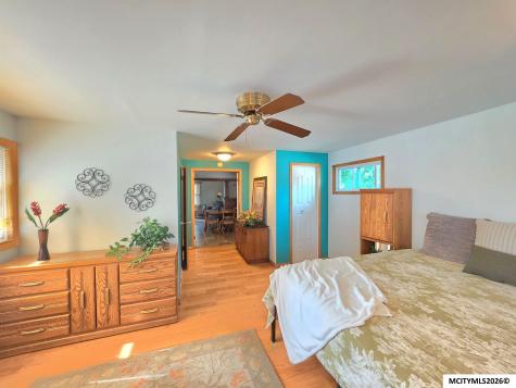 1016 E State Street Mason City IA 50401