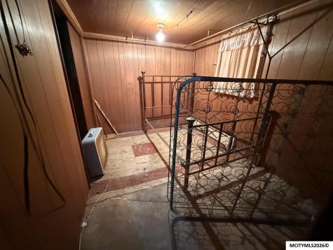 114 27th SW Mason City IA 50401
