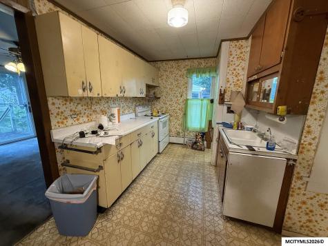 114 27th SW Mason City IA 50401