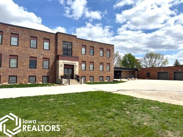 1906 90th Avenue Algona IA 50511