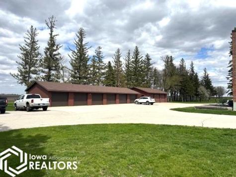 1906 90th Avenue Algona IA 50511