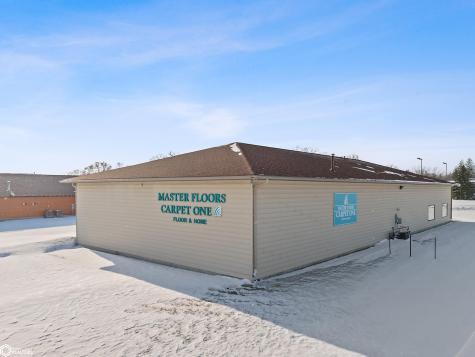 402 S 15th Street Clear Lake IA 50428
