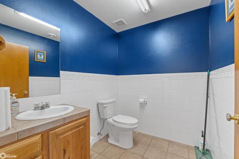 402 S 15th Street Clear Lake IA 50428