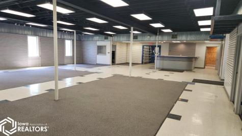 4499 4th Street SW Mason City IA 50401