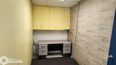 4499 4th Street SW Mason City IA 50401