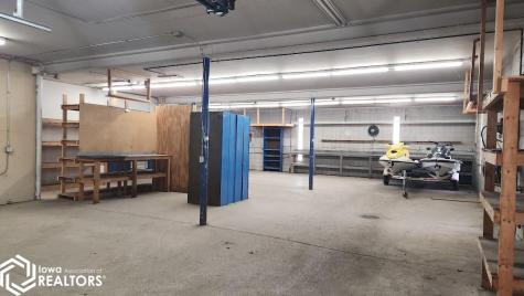 4499 4th Street SW Mason City IA 50401