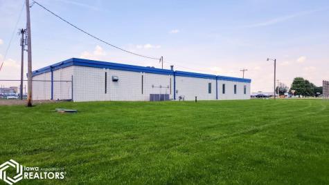 4499 4th Street SW Mason City IA 50401