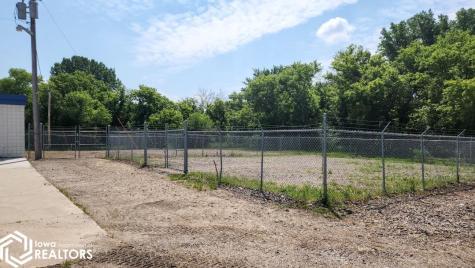 4499 4th Street SW Mason City IA 50401