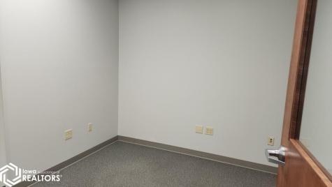 202 1st Street SE Mason City IA 50401