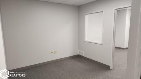 202 1st Street SE Mason City IA 50401