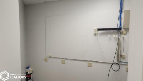 202 1st Street SE Mason City IA 50401