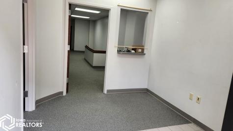 202 1st Street SE Mason City IA 50401