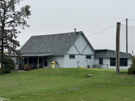 518 27th Avenue S Clear Lake IA 50428-0000