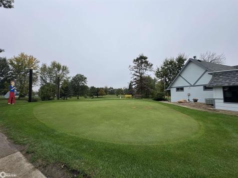 518 27th Avenue S Clear Lake IA 50428-0000
