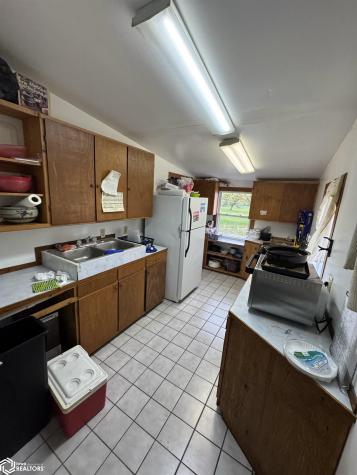 518 27th Avenue S Clear Lake IA 50428-0000