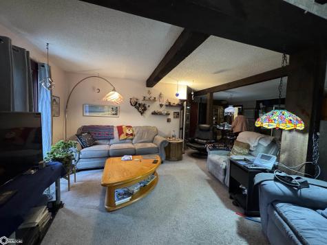 518 27th Avenue S Clear Lake IA 50428-0000