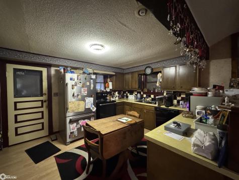 518 27th Avenue S Clear Lake IA 50428-0000