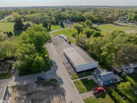 705 Henderson Iowa Falls IA 50126