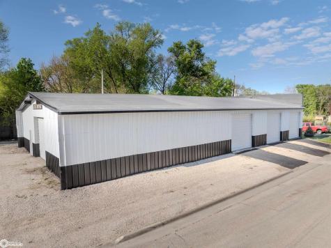 705 Henderson Iowa Falls IA 50126
