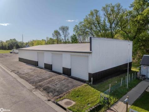 705 Henderson Iowa Falls IA 50126