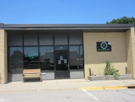 145 E K Street Forest City IA 50436