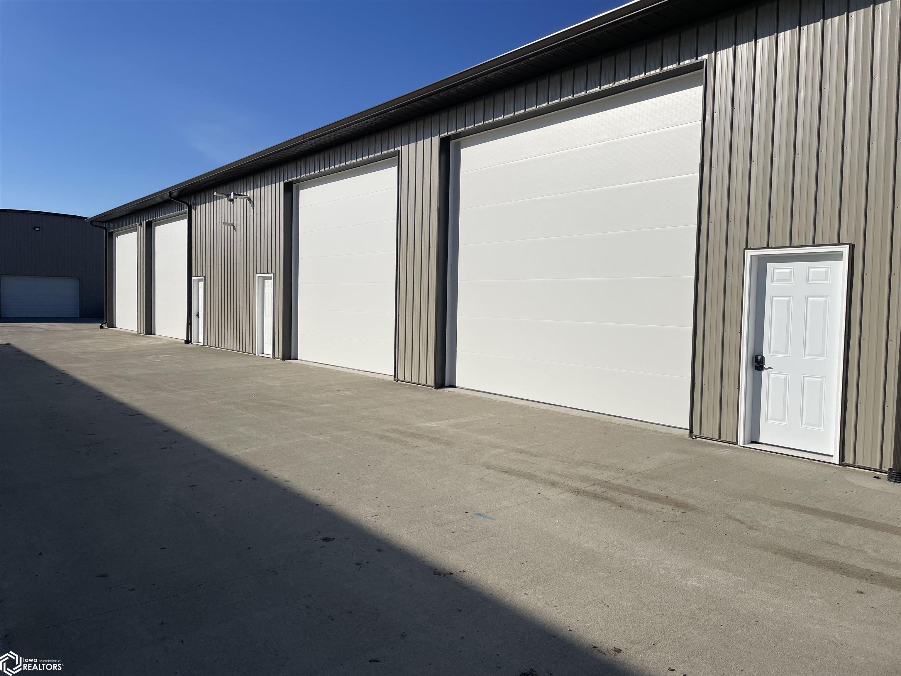 1025 N 8th Street Clear Lake IA 50428