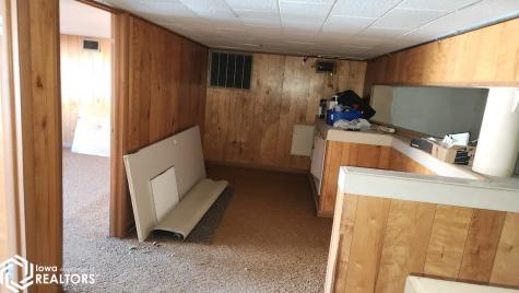 122-124 N Federal Avenue Mason City IA 50401