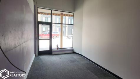 122-124 N Federal Avenue Mason City IA 50401
