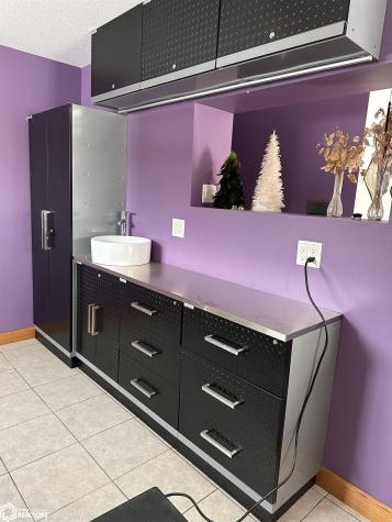 62 1st Street NW Britt IA 50423