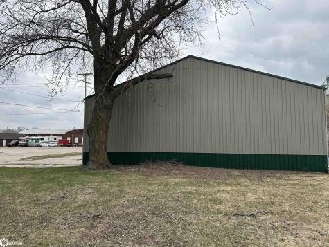 162 2nd Street NE Britt IA 50423