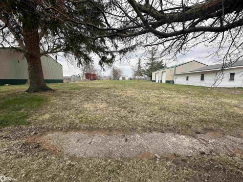 162 2nd Street NE Britt IA 50423