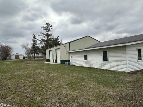 162 2nd Street NE Britt IA 50423