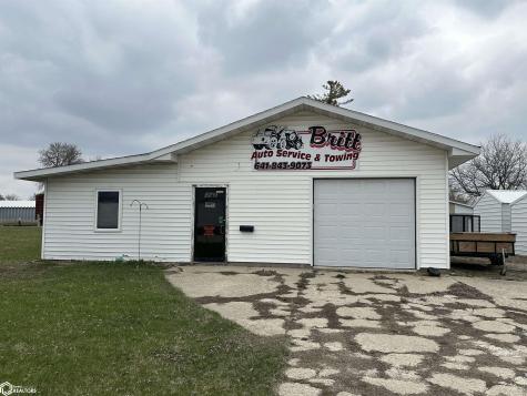 162 2nd Street NE Britt IA 50423