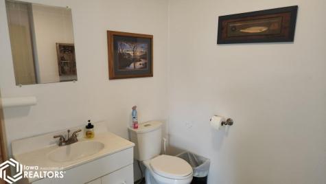 712 Highway 18 E Clear Lake IA 50428