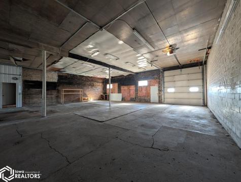 616 Central Avenue Northwood IA 50459