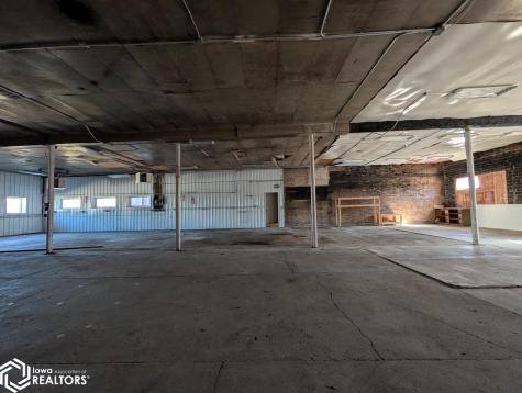 616 Central Avenue Northwood IA 50459