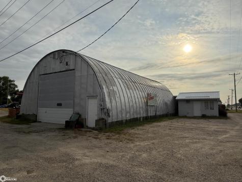 104 NW 1st Avenue Buffalo Center IA 50424