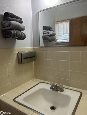 1570B Highway 65 Hampton IA 50441