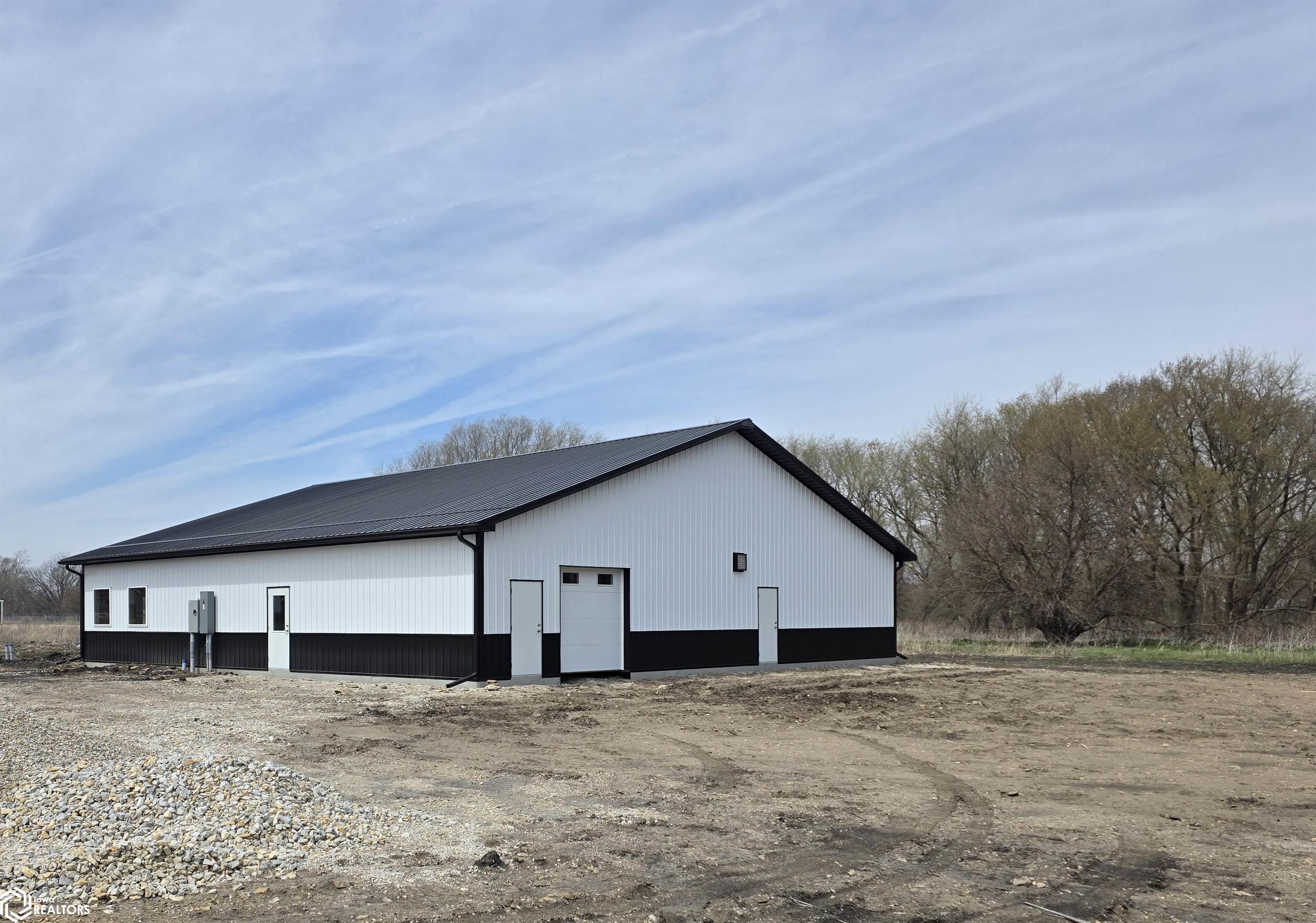 212 S High Street Iowa Falls IA 50126