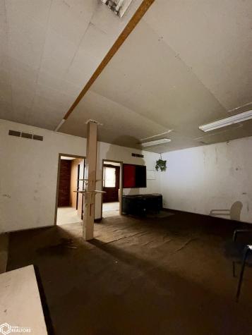 22 10th Street SW Mason City IA 50401