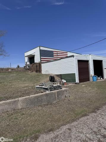 1030 Us 18 Britt IA 50423